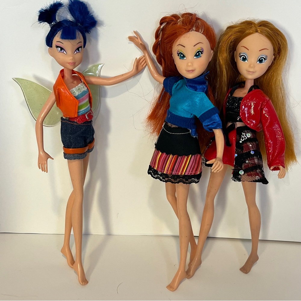 Winx Club Clone Knock-Offs Flora Bloom Concert Musa China Doll Lot Vintage